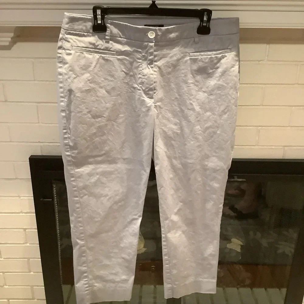 #248 Simply Vera Wang Gray Khaki’s Sz 14